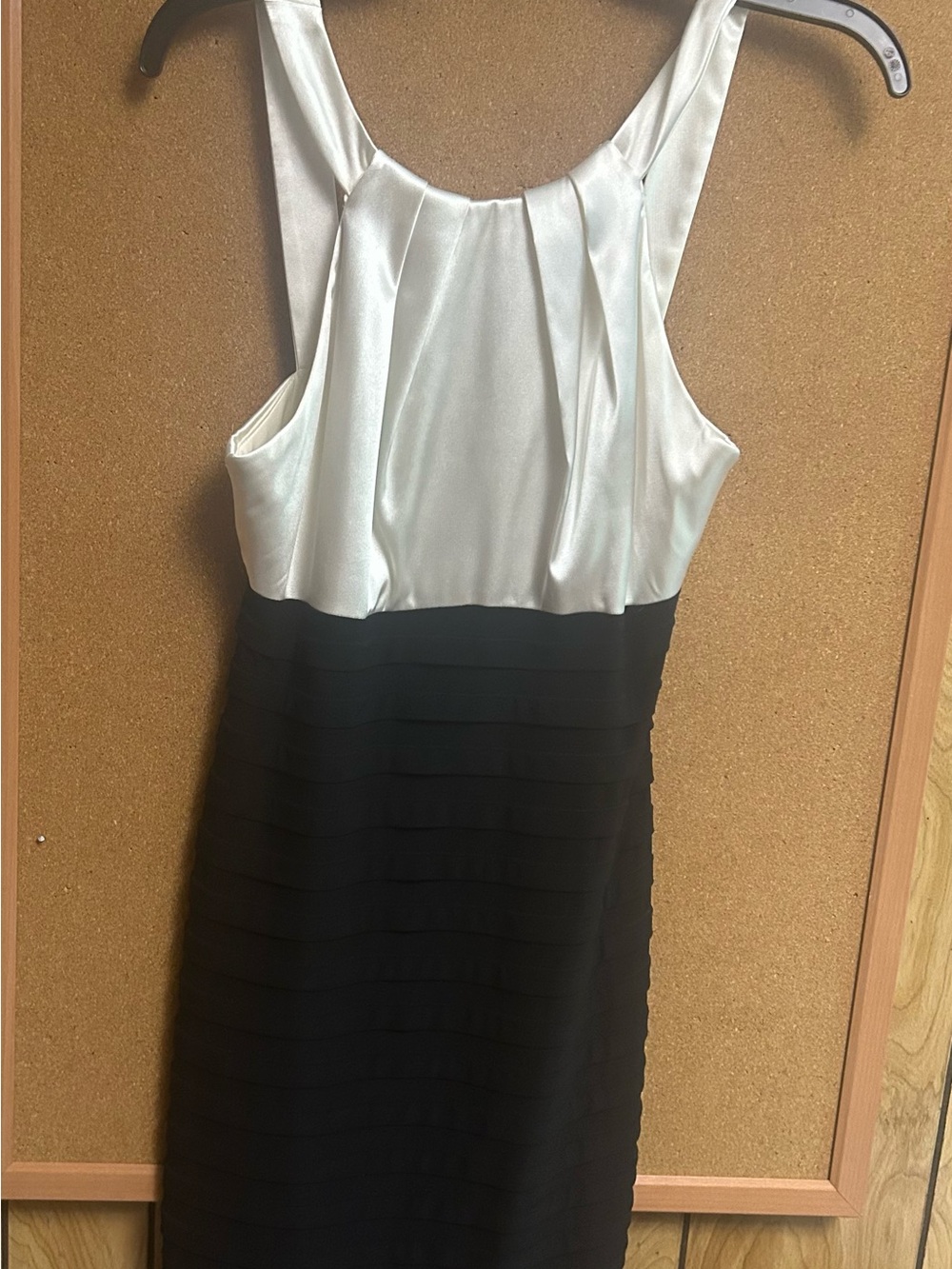Cache White Satin Bodice Black Bandage Midi Dress